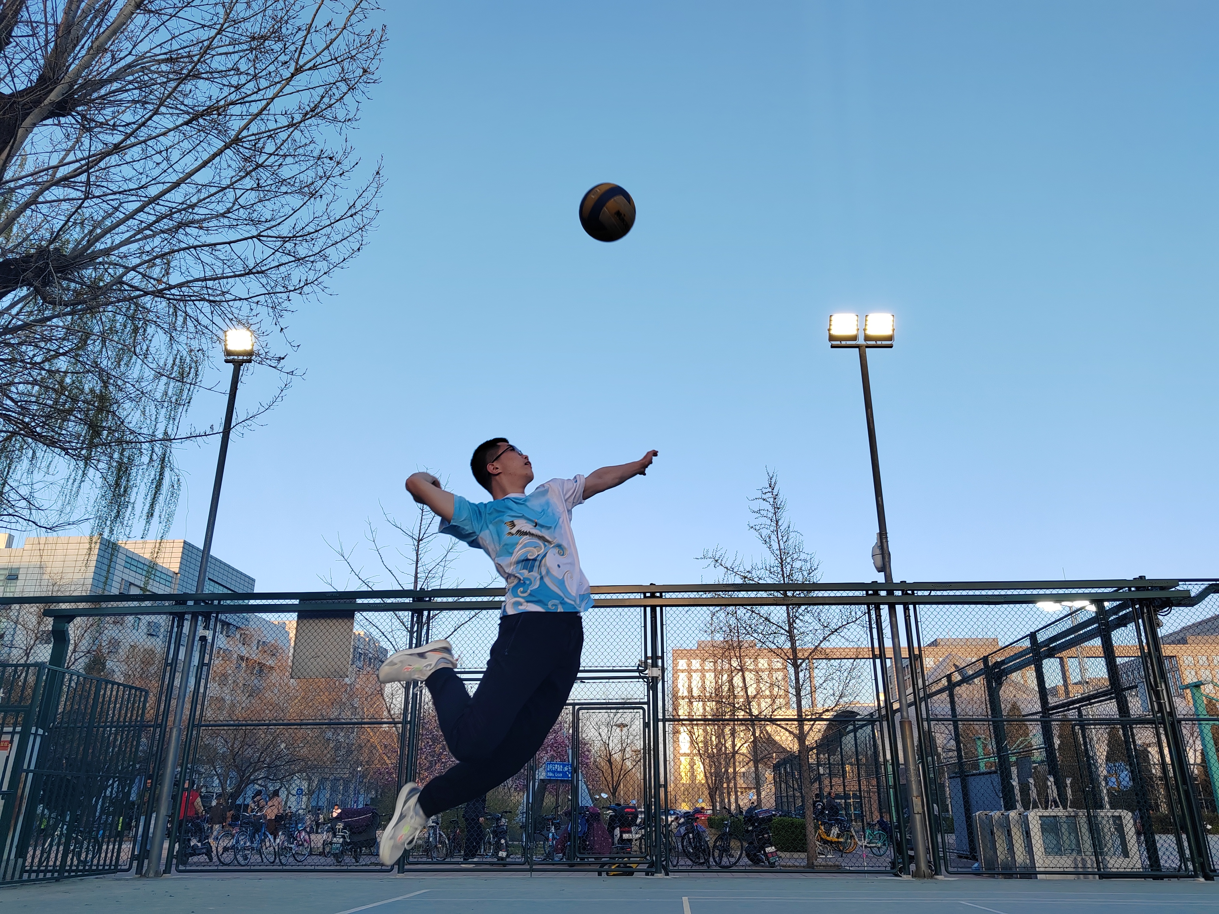 英国上市公司365