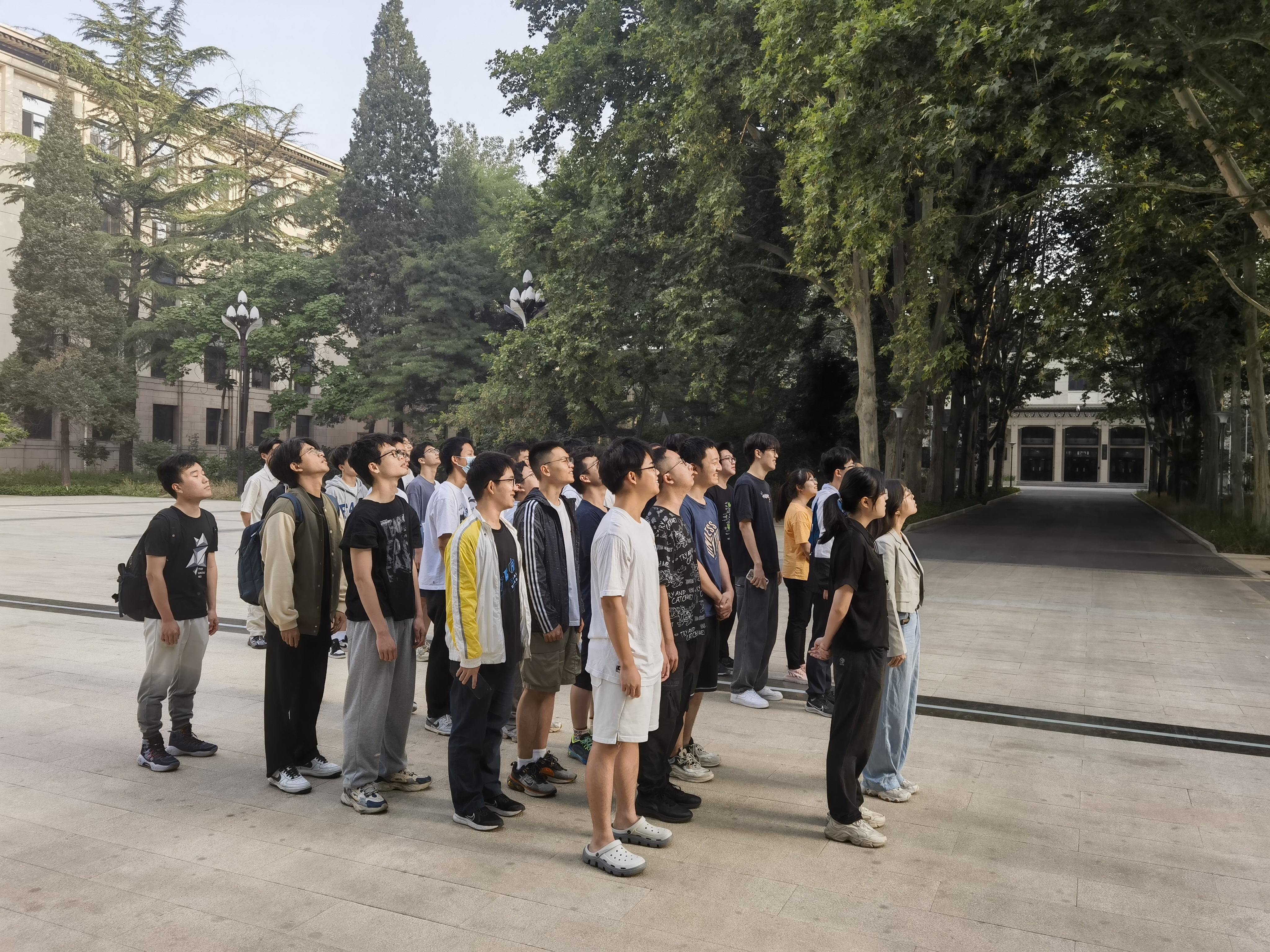 英国上市公司365